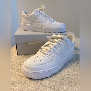 Nike Air Force One White size 10 great condition